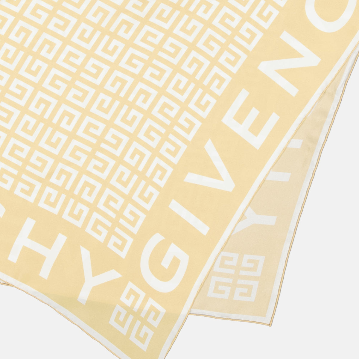 4G Silk Square