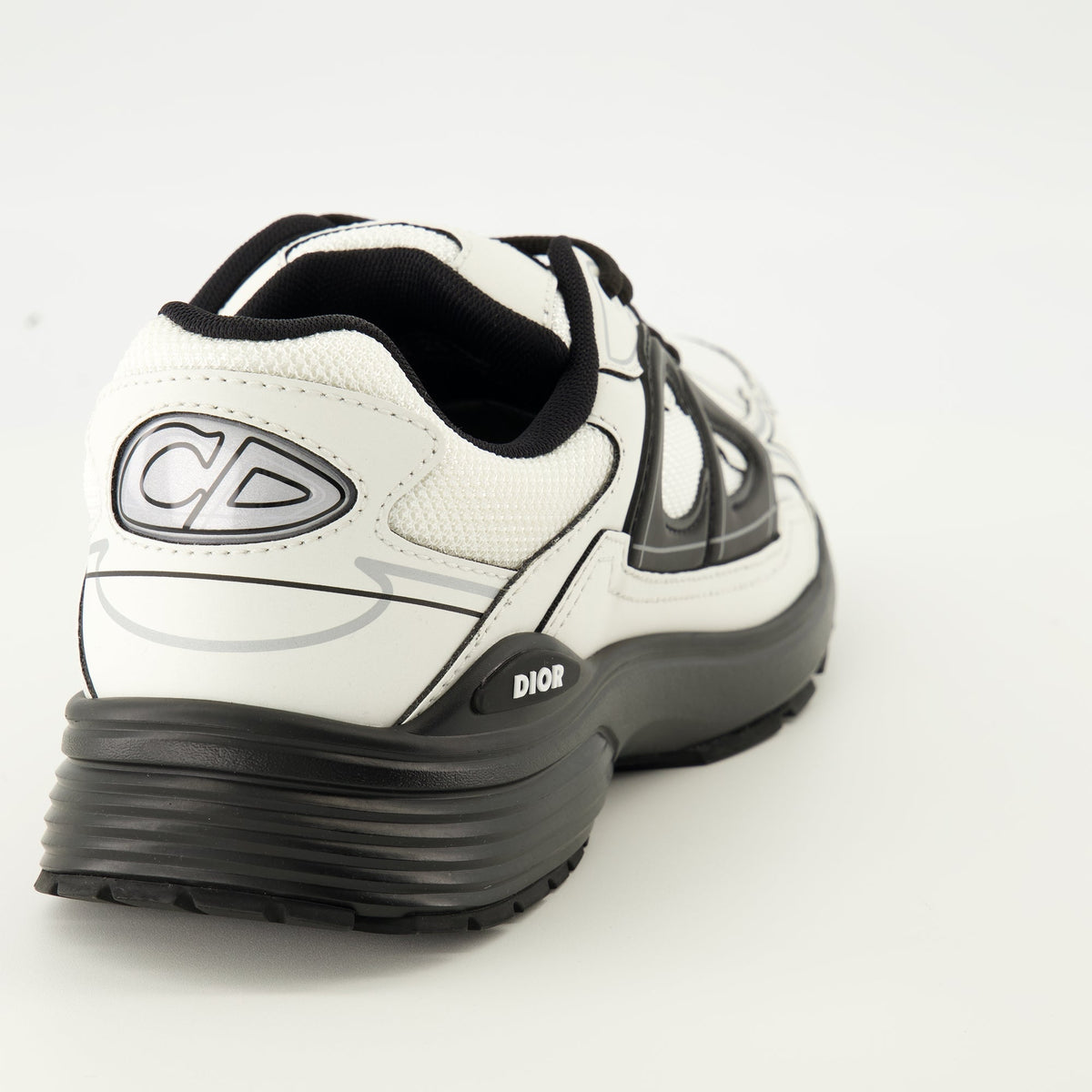 B30 Sneakers