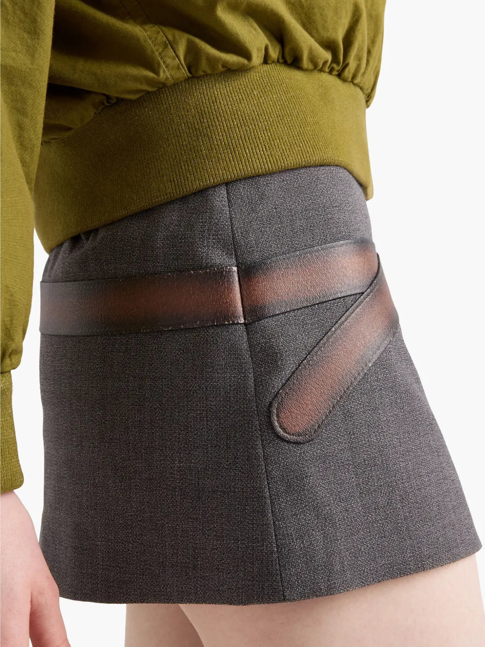Mini skirt with belt